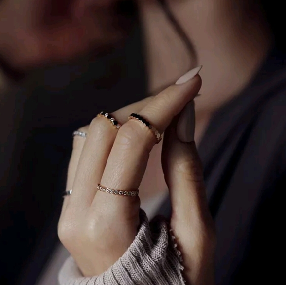 New Fashion Honeycomb Hexagon Shaped Inlaid Stone Rose Gold Ring/Band - Picture 6 of 8